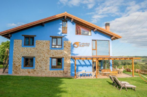 Oyambre Surf House
